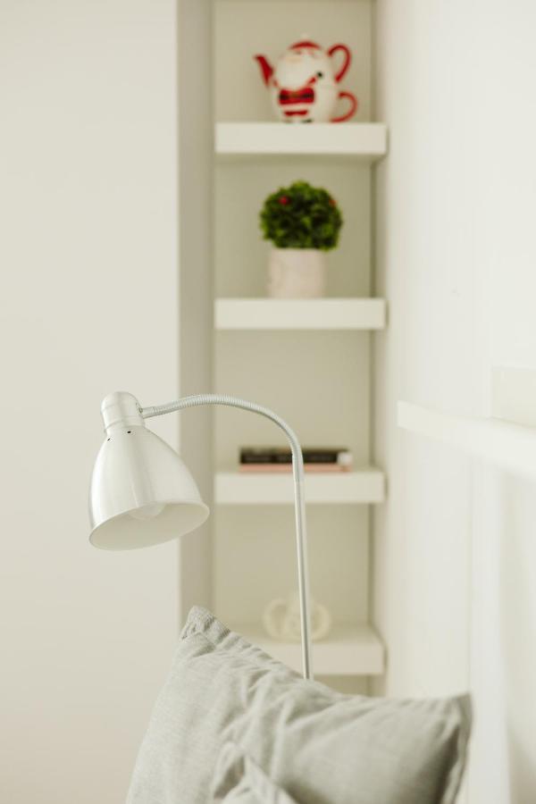 Pure Apartment Bukares Bagian luar foto