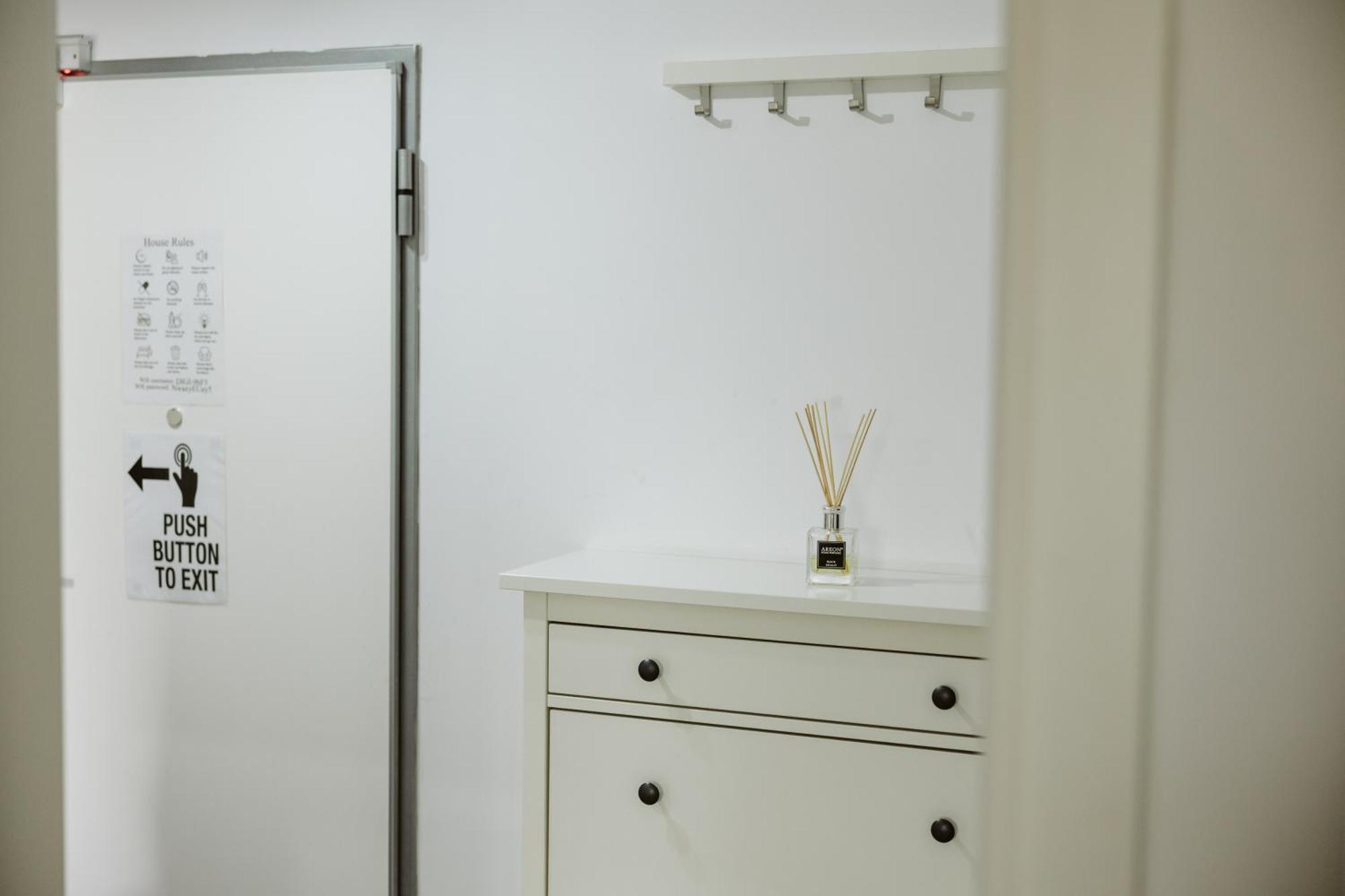Pure Apartment Bukares Bagian luar foto